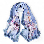 Foulard en soie à fleur bleue