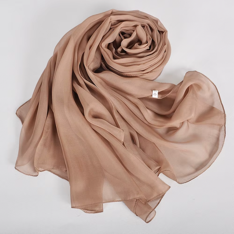 Foulard en soie chic pour femme