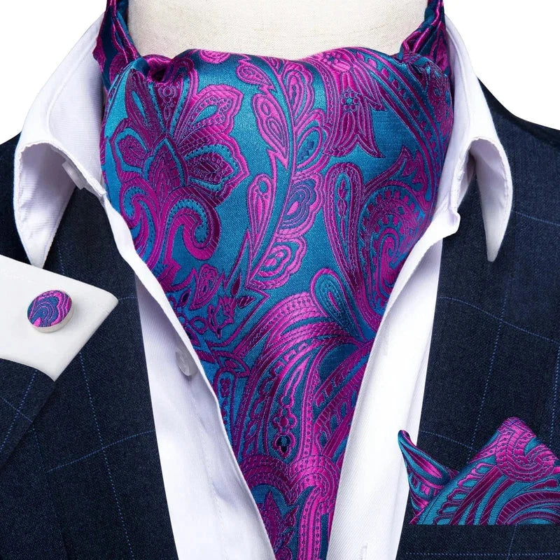 Foulard façon cravate homme en soie