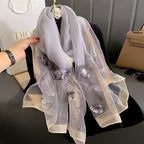 Foulard femme composé de mousseline de soie