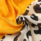 Foulard femme motif léopard