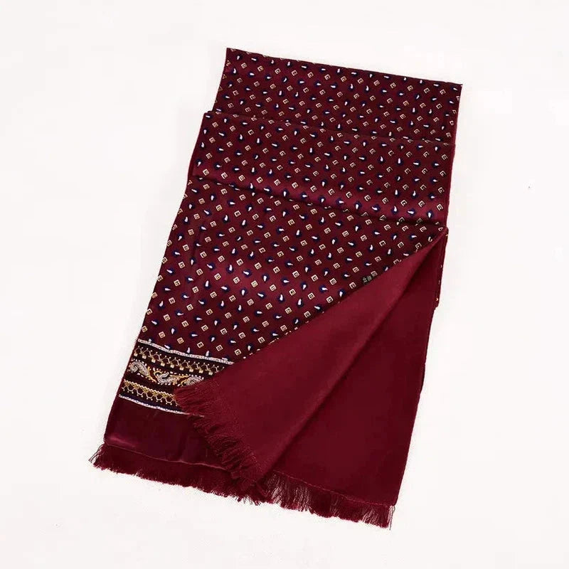 Foulard homme en soie au format écharpe