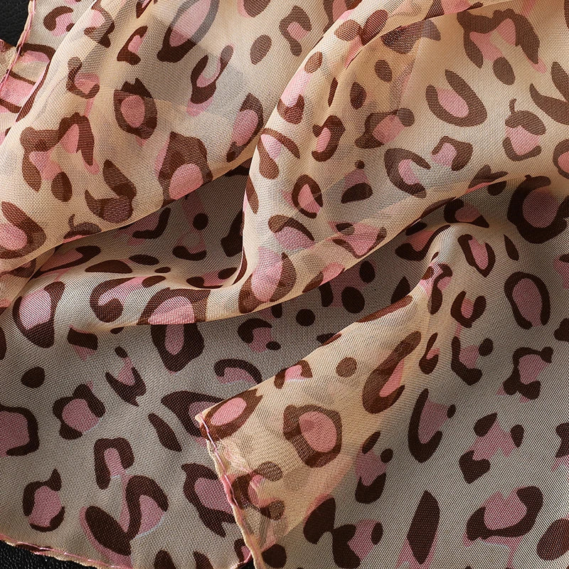 Foulard multicolore façon léopard