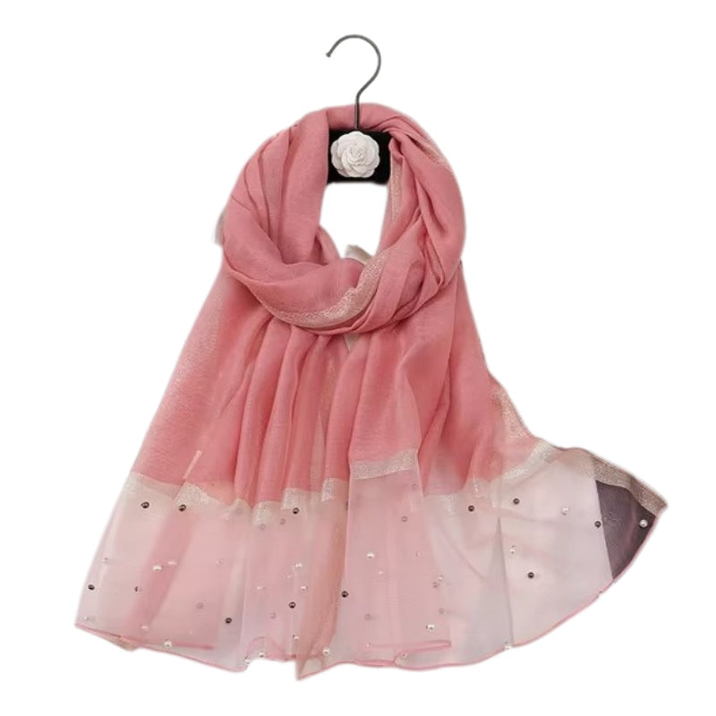 Foulard paré de perles