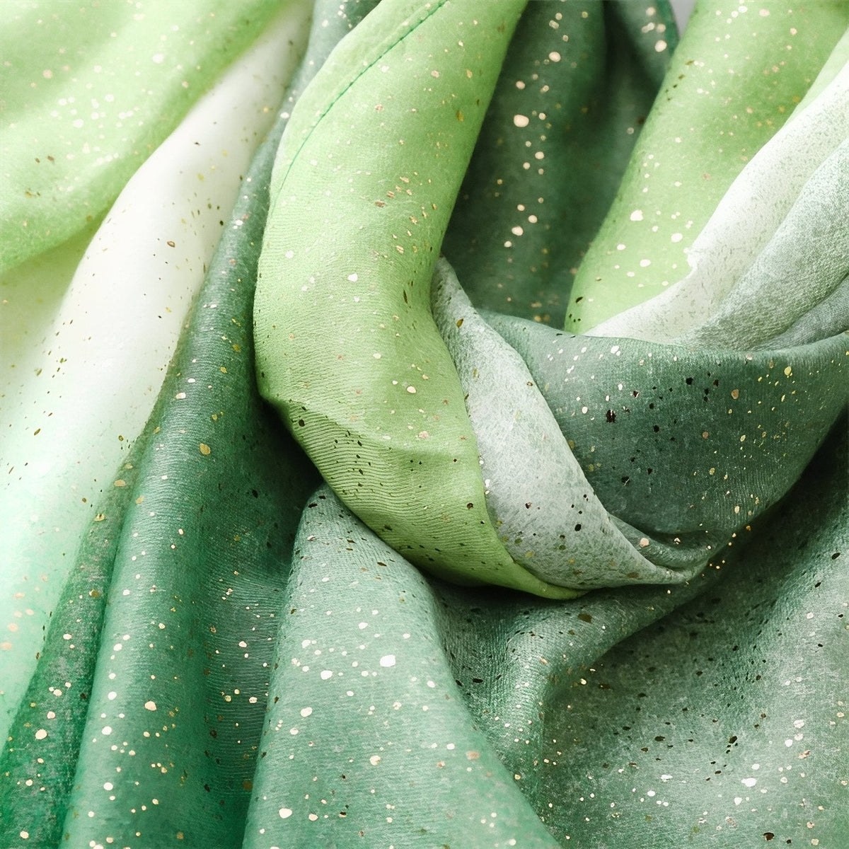 Foulard pour femme décoré de paillettes