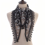 Foulard triangulaire matière dentelle