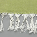 Fouta de plage à lignes bicolores et franges
