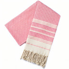 Fouta de plage à rayures asymétriques et franges