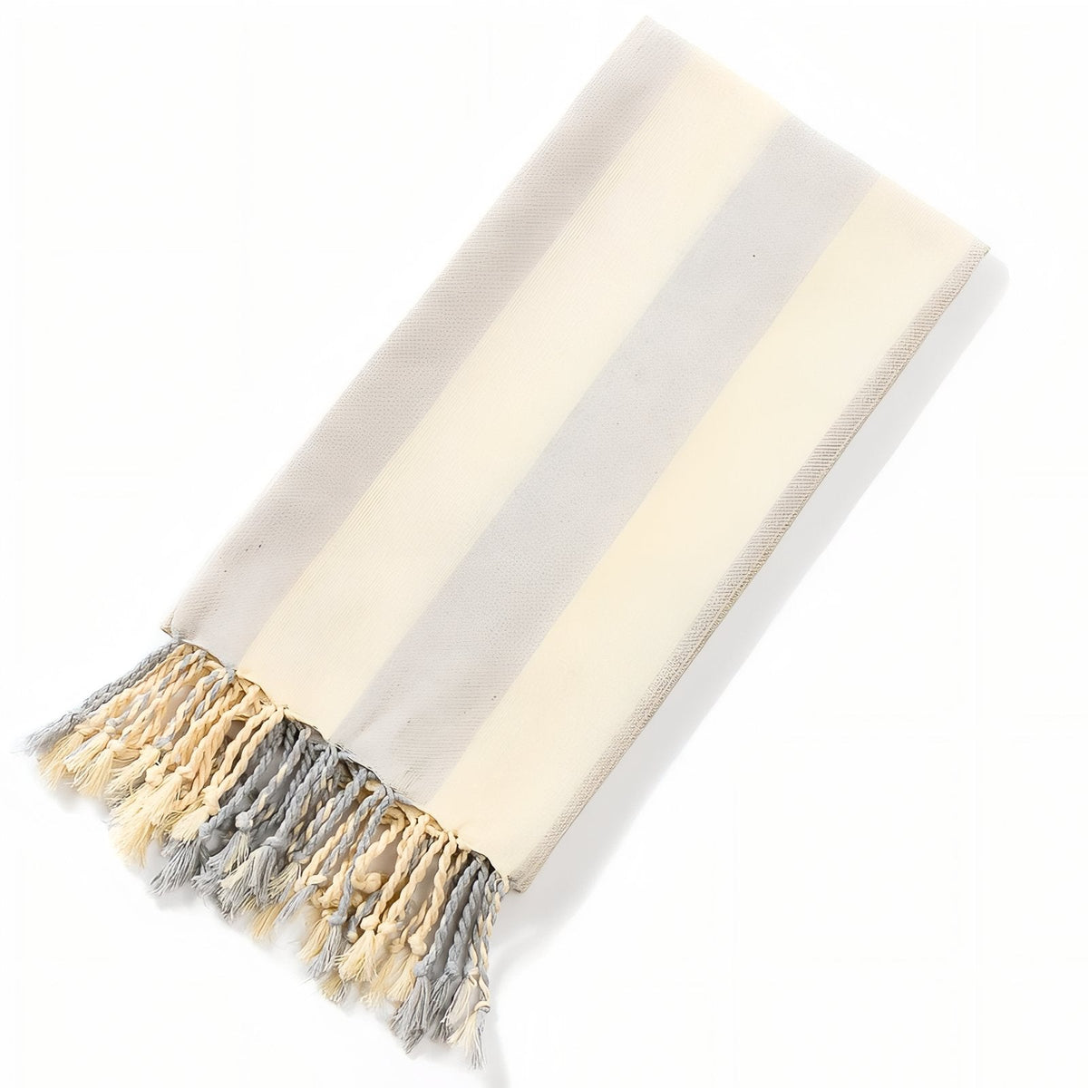 Fouta en guise de drap de plage