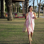 Fouta frangée à rayures asymétriques pour la plage