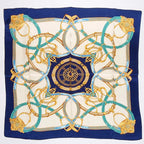 Grand foulard carré en soie