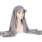 Hijab façon foulard casquette