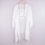Kimono estival blanc orné de franges