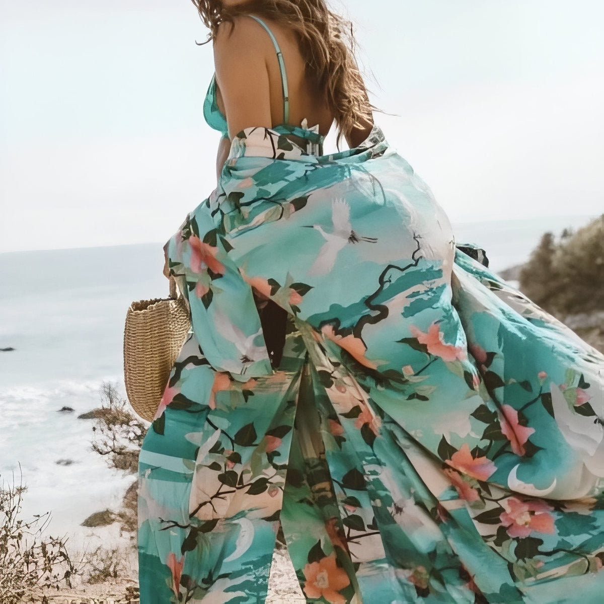 Kimono floral de plage aux manches larges
