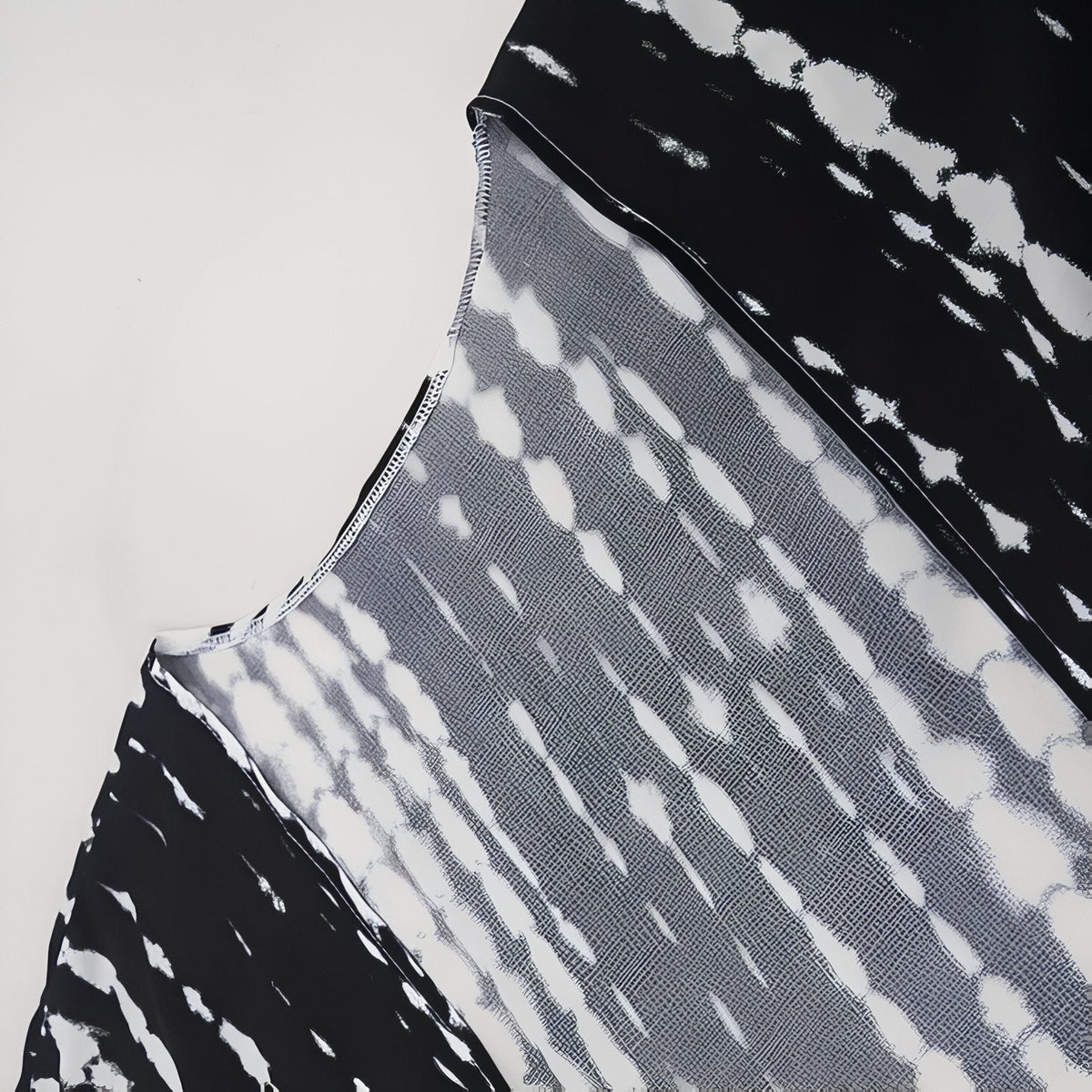 Kimono imprimé à lignes pour la plage
