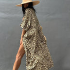 Kimono long de plage avec motif léopard