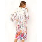 Kimono printanier coloré destiné à la plage
