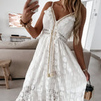 Longue robe bohème col V à bretelles et coupe asymétrique