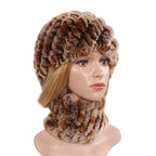 Parure féminine avec bonnet et snood