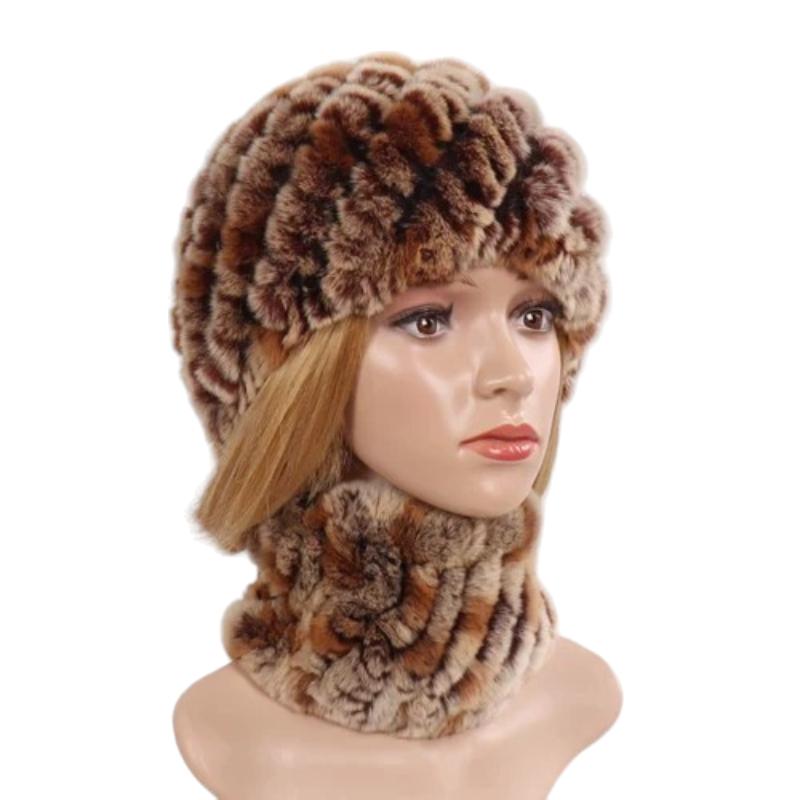 Parure féminine avec bonnet et snood