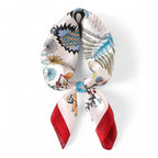 Petit cache-cou de type foulard pour femme