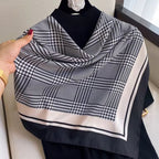Petit carré foulard