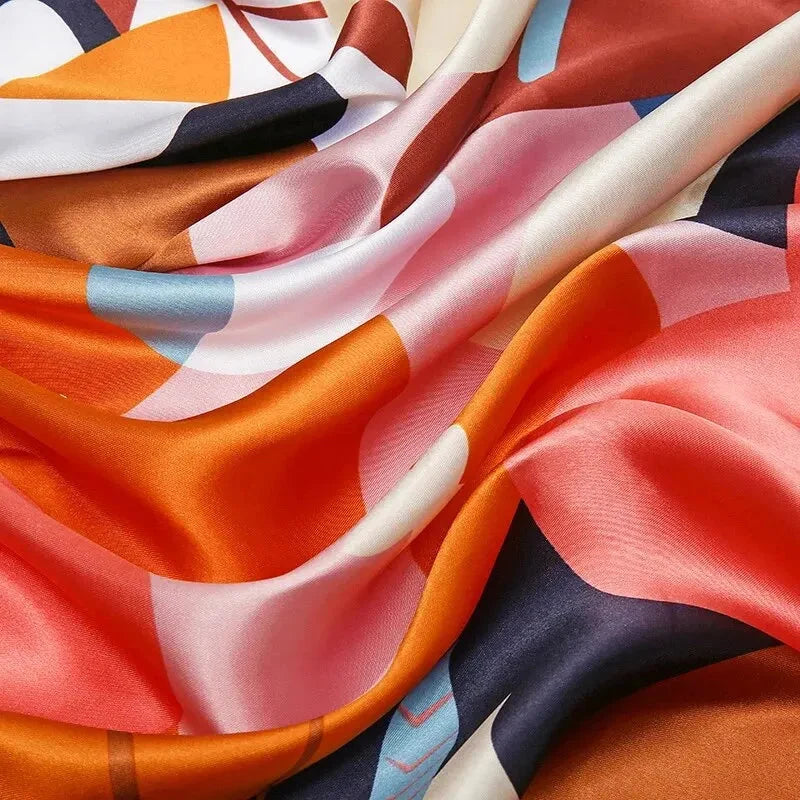 Petit carré foulard en matière synthétique