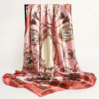 Petit foulard au format carré