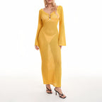 Robe ajourée chic au crochet pour la plage
