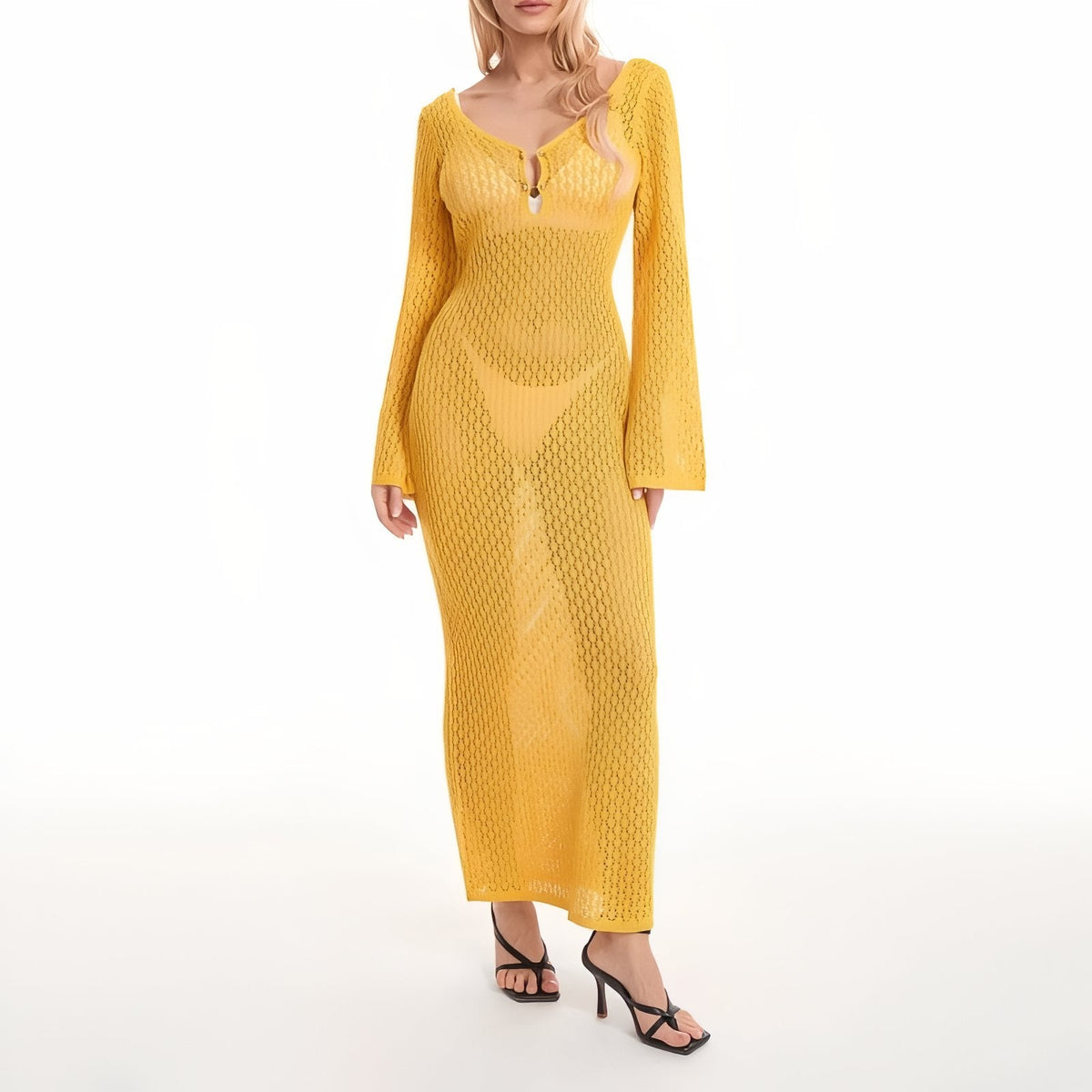 Robe ajourée chic au crochet pour la plage