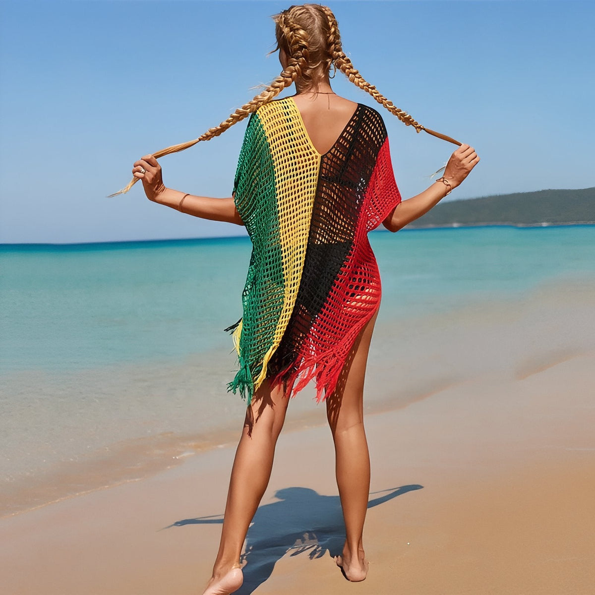 Robe courte pour la plage en crochet coloré