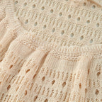 Robe crochet aux multiples couleurs à dos nu