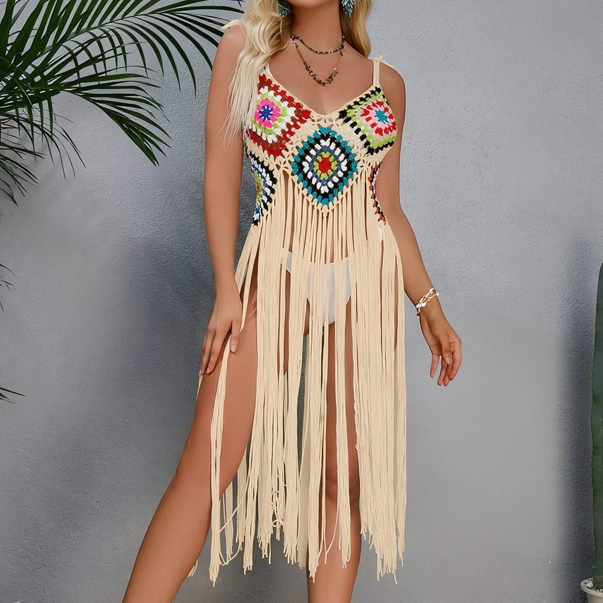 Robe crochetée à franges et fendue