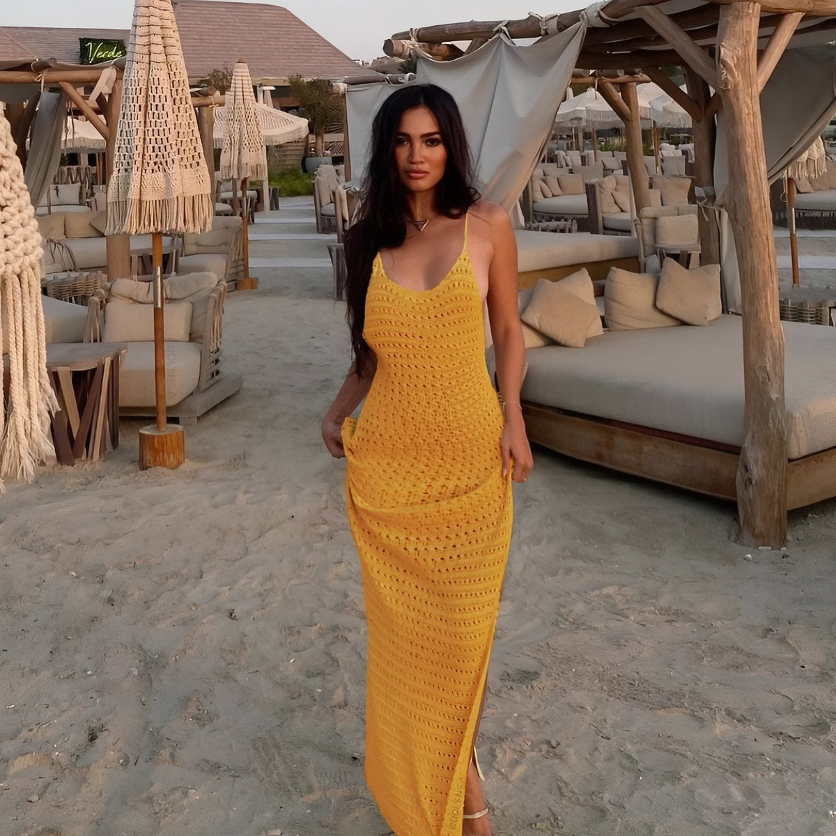Robe crochetée multicolore au dos nu