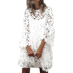 Robe d’été brodée à motif ajouré
