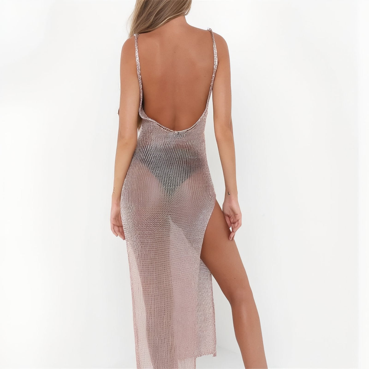 Robe d’été en crochet scintillante à bretelles