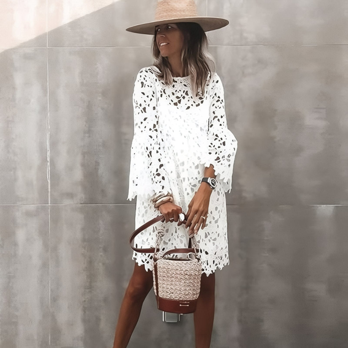 Robe d’été ornée de broderie ajourée