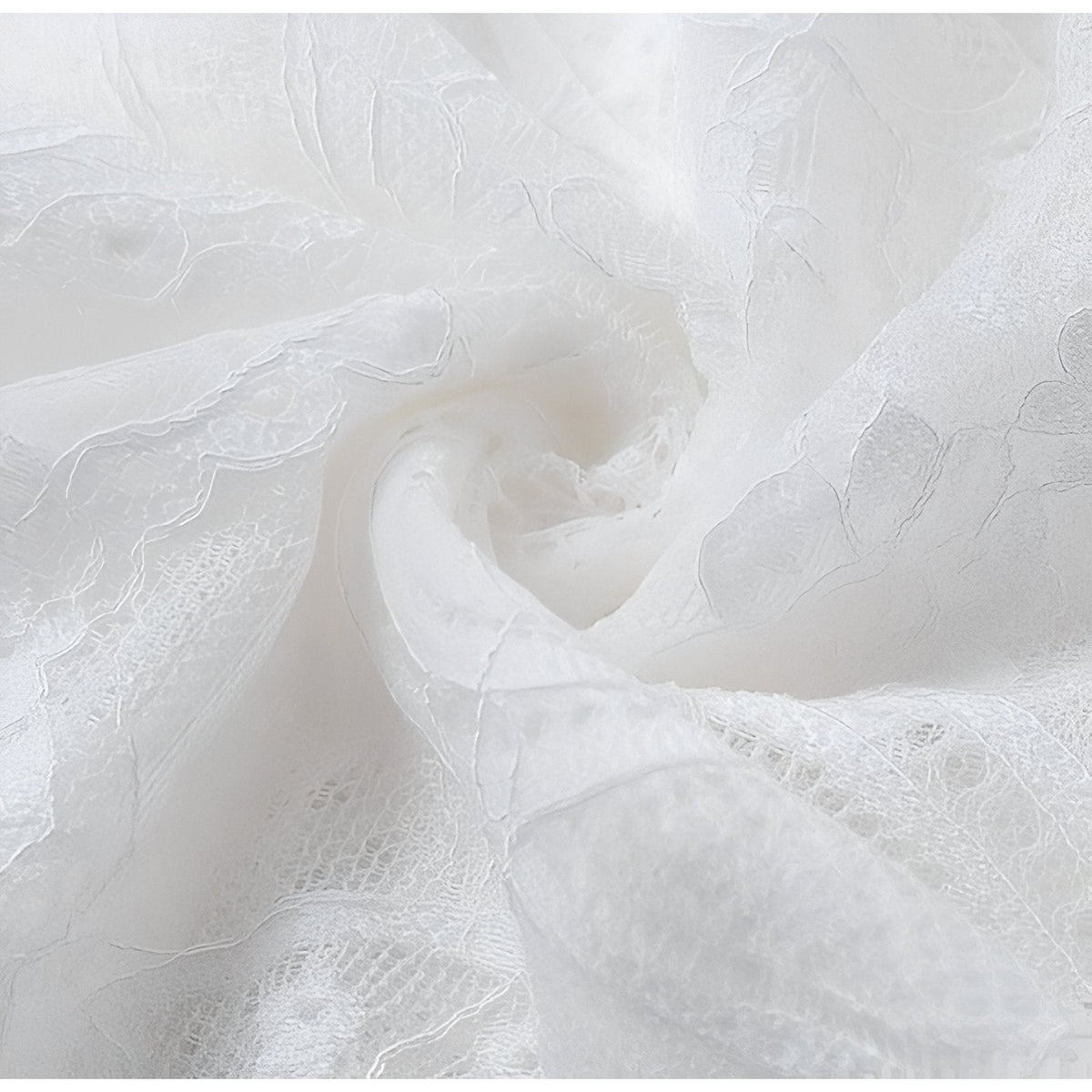 Robe en dentelle esprit paréo