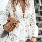 Robe paréo confectionnée en dentelle