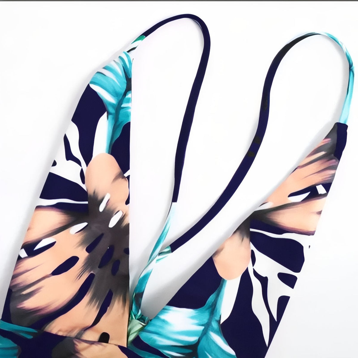 Robe pour la plage à imprimé tropical