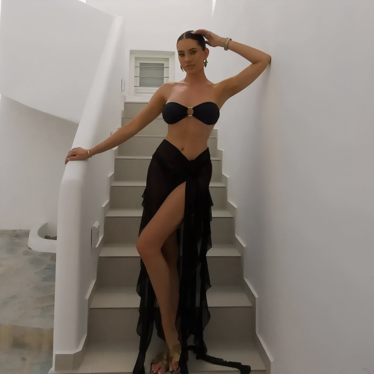 Sarong long monochrome doté d’un nœud
