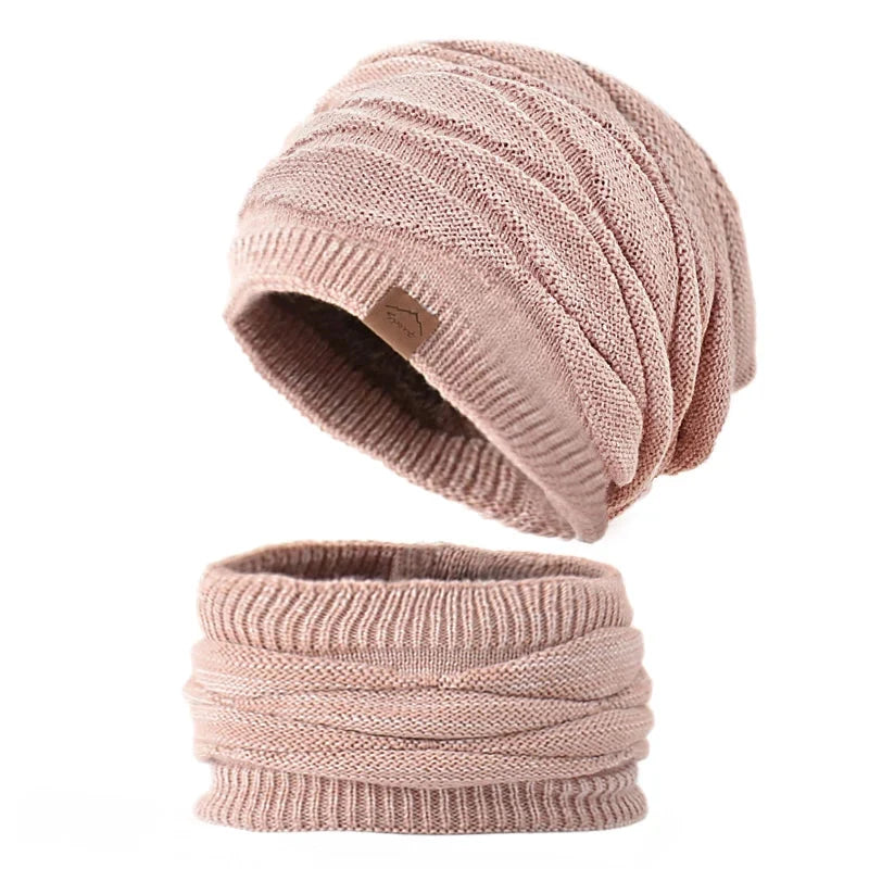 Set femme avec bonnet et snood